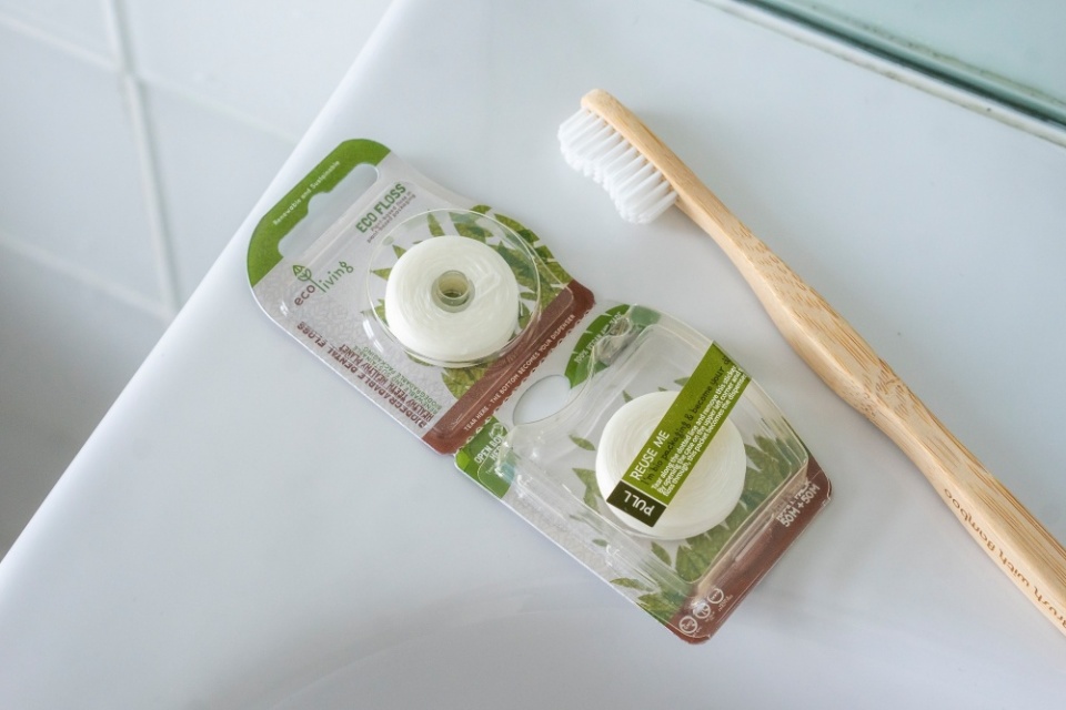 Eco Floss PlantBased Vegan Dental Floss ecoLiving.co.uk
